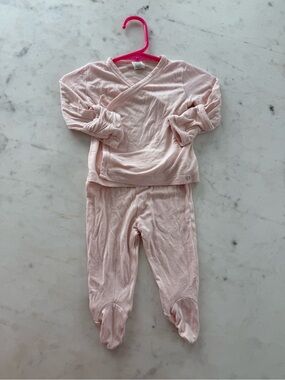 kate quinn Pale Pink Wrap-Front Footed Bamboo Baby Pajama Set